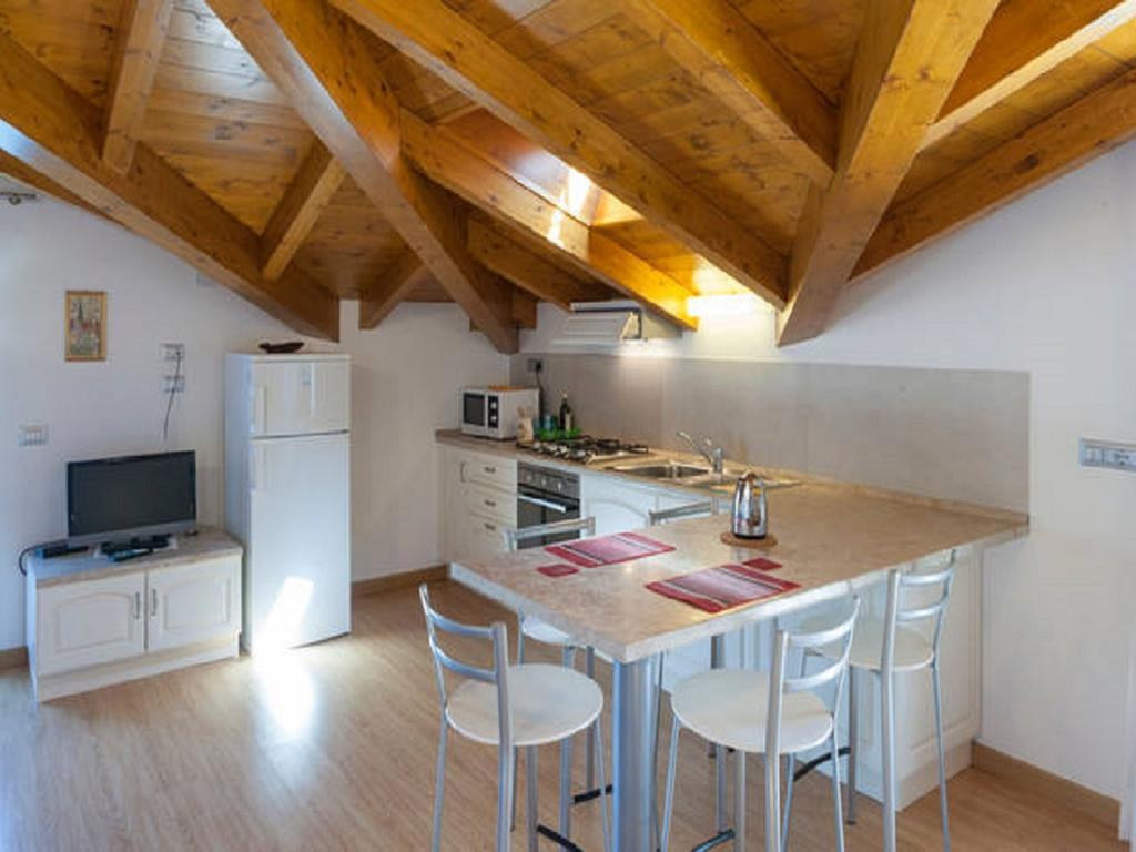 Appartamento Vista Lago - Betta Lezzeno Kültér fotó